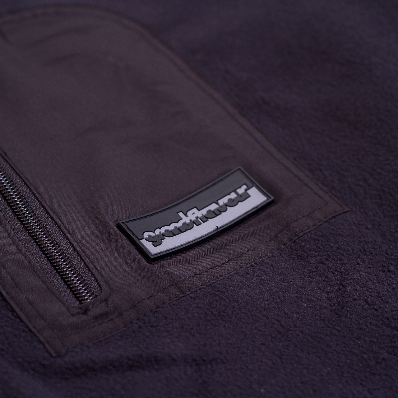Reflection Zip Crew Black