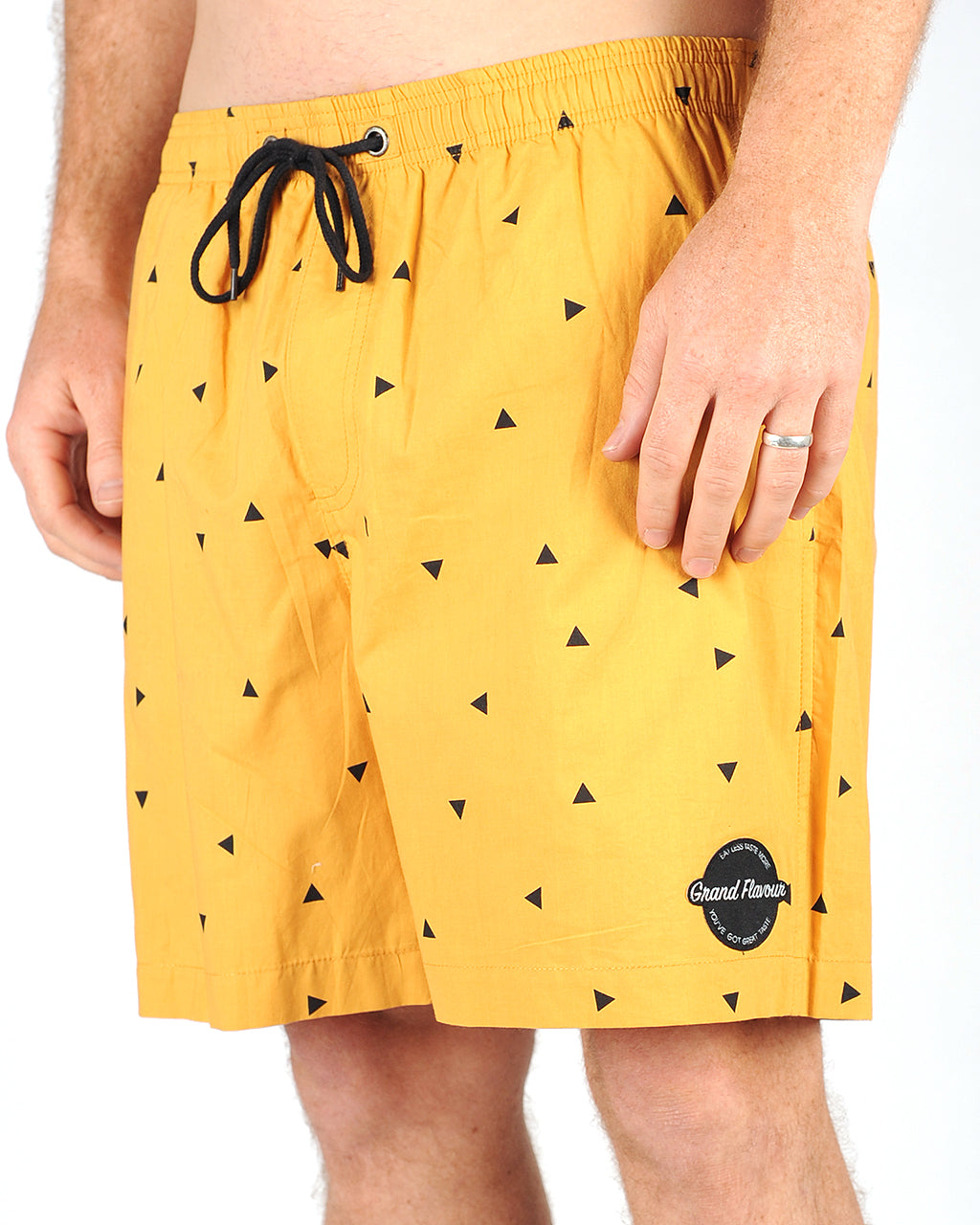 Triangle Short Mustard