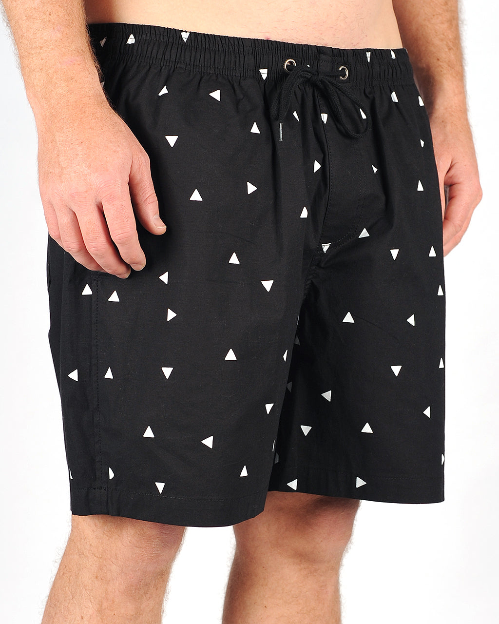 Triangle Short Black